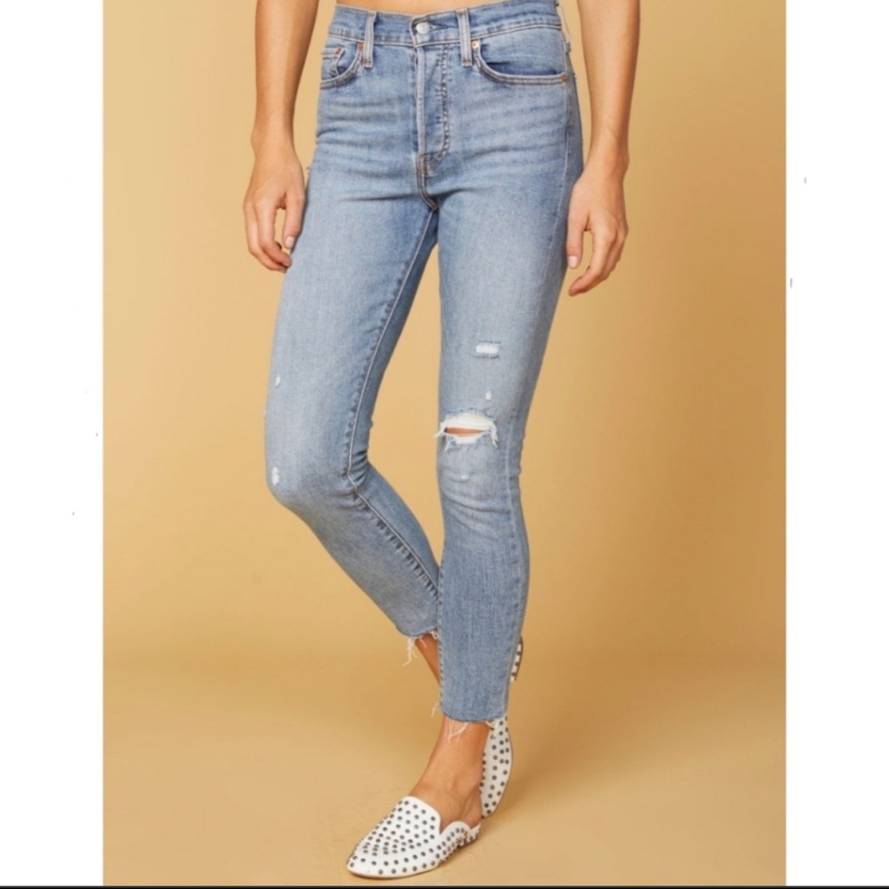 Levi’s Wedgie Skinny Raw Hem Ankle Jeans